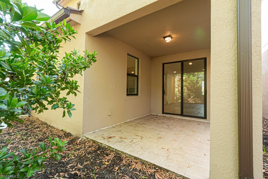 26204 Bonita Fairways Blvd Property Photo 8