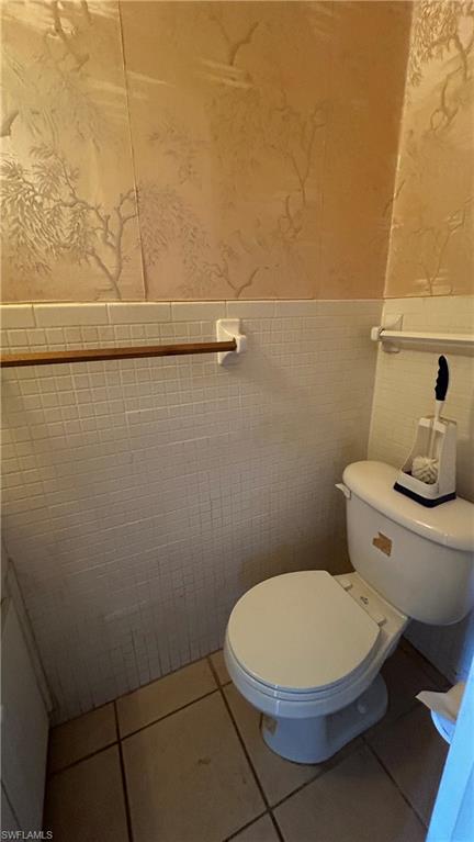864 Courtington Ln # 12 Property Photo 12