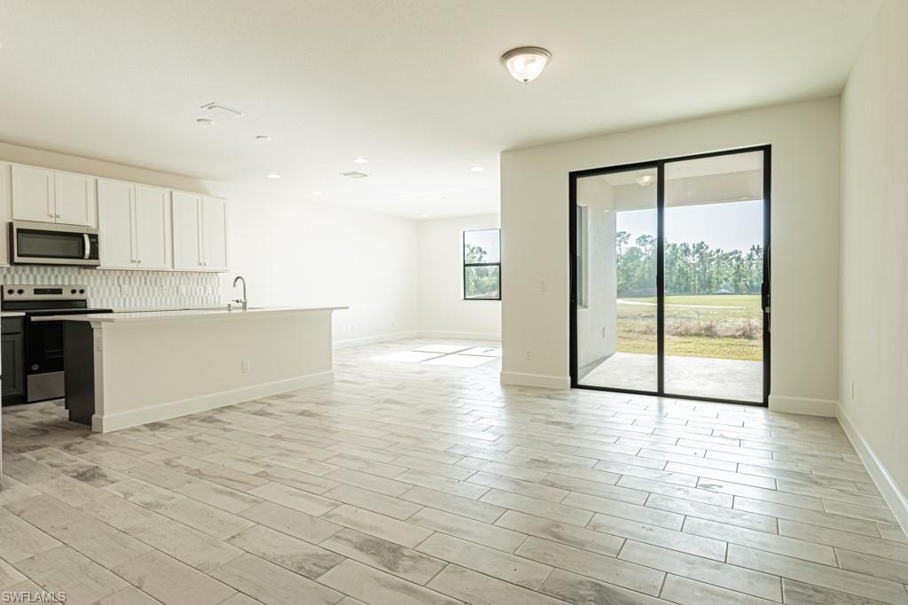 26205 Bonita Fairways Blvd Property Photo 15