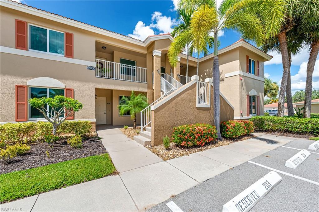 6900 Huntington Lakes Cir # 103 Property Photo 3
