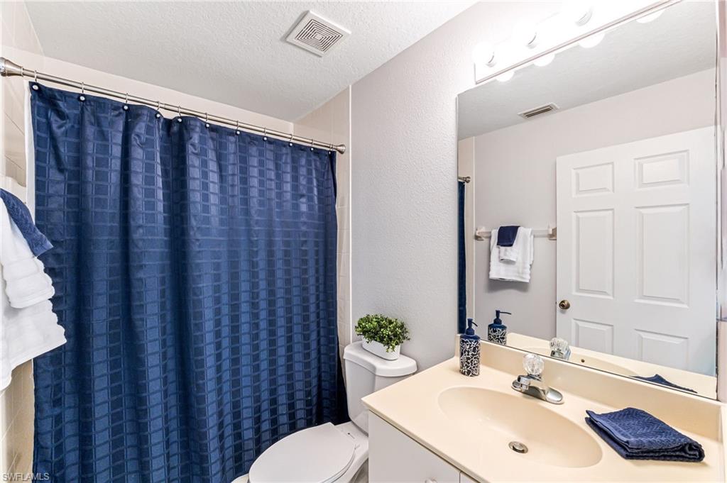 6900 Huntington Lakes Cir # 103 Property Photo 18