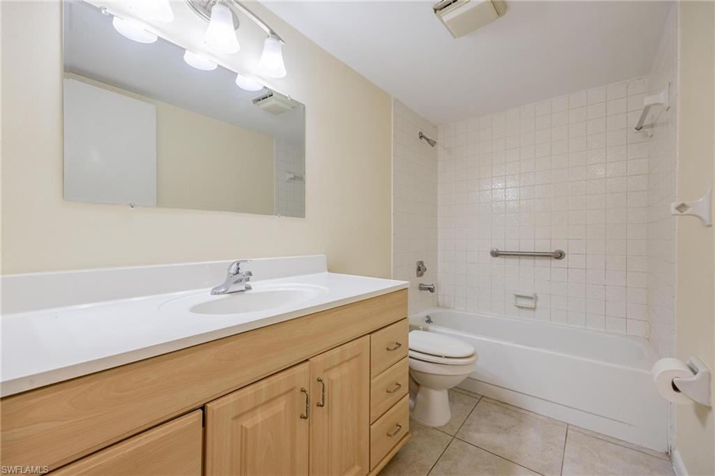 2504 Se 16th Pl 101 Property Photo 14