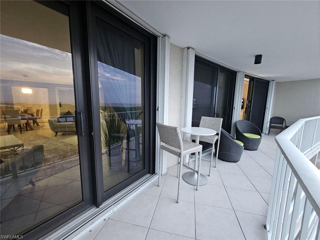 320 Seaview Ct # 608 Property Photo 5