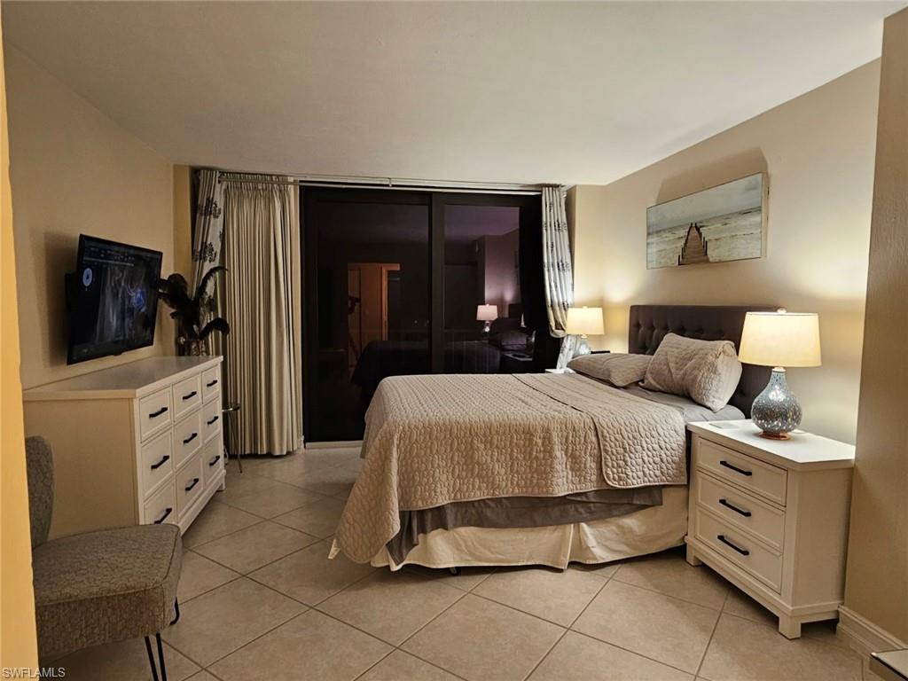 320 Seaview Ct # 608 Property Photo 7