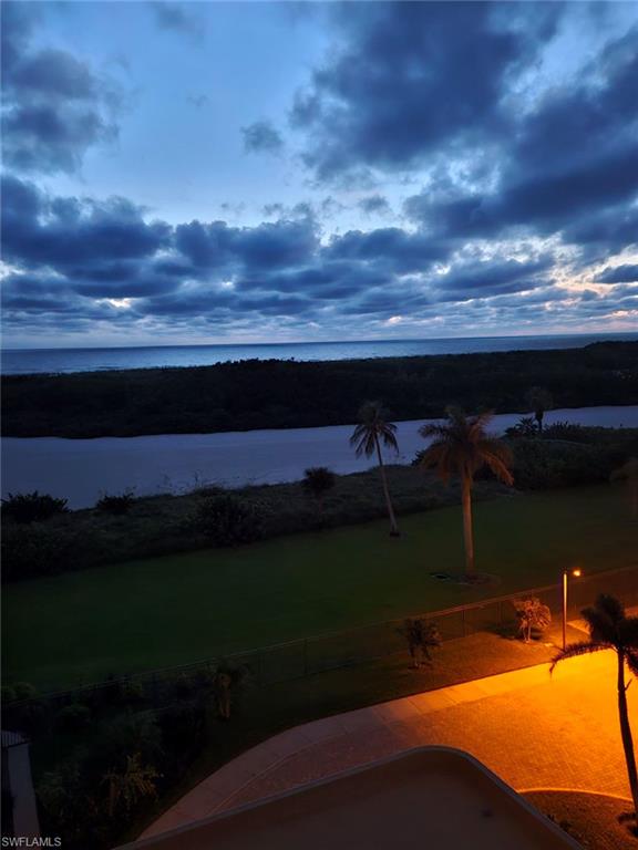 320 Seaview Ct # 608 Property Photo 27