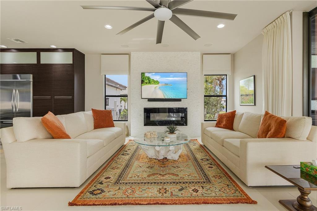 11695 Royal Tee Cir Property Photo 10