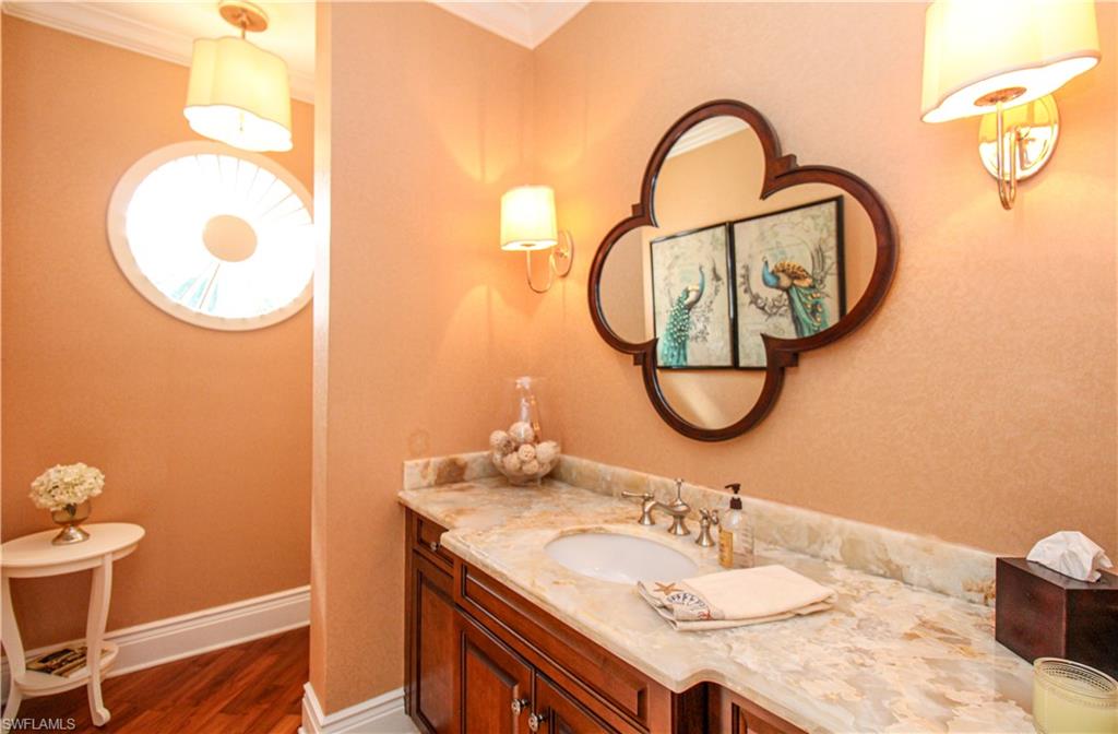1400 Gulf Shore Blvd N # 301 Property Photo 21