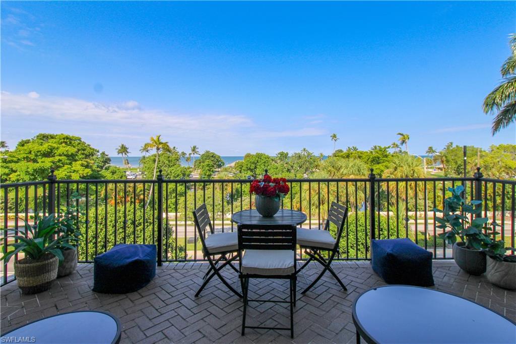 1400 Gulf Shore Blvd N # 301 Property Photo 36