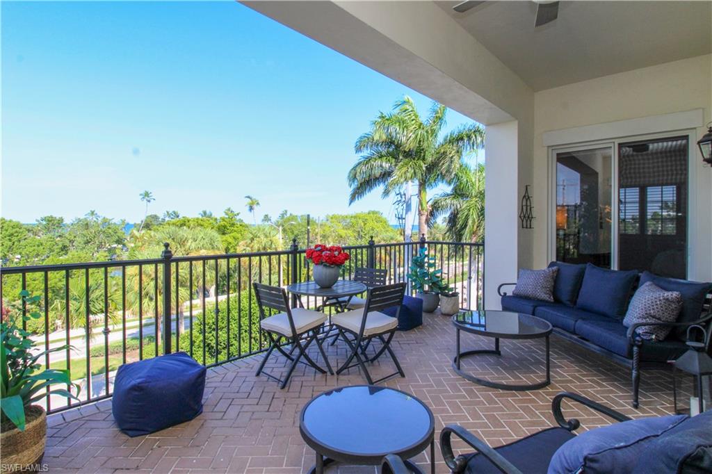 1400 Gulf Shore Blvd N # 301 Property Photo 37