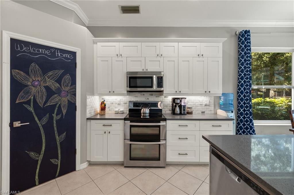 12569 Stone Tower Loop Property Photo 6