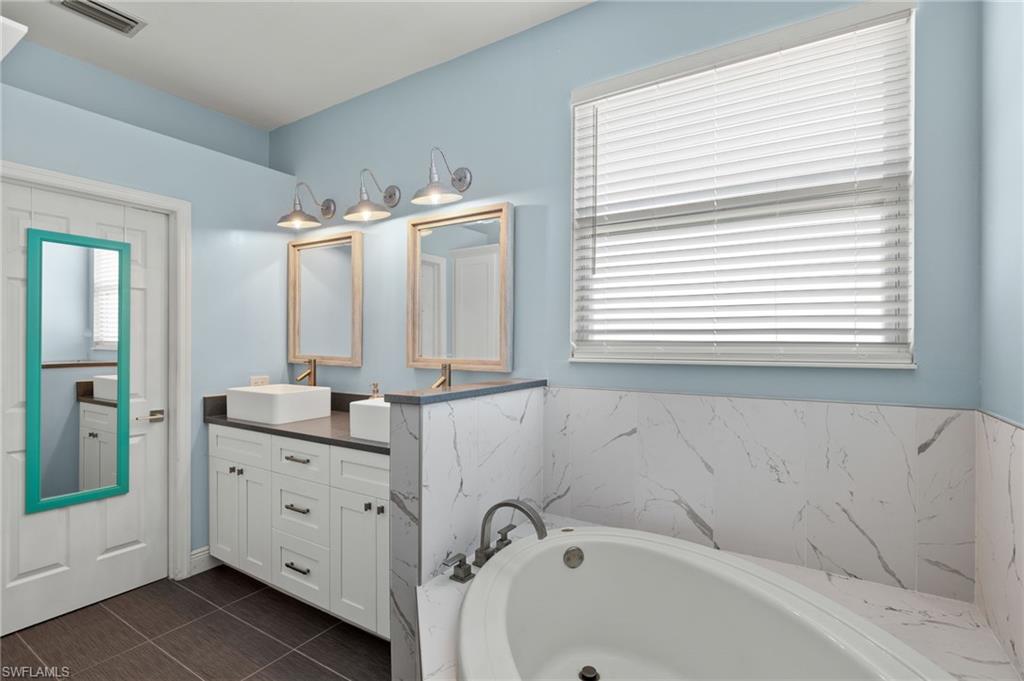 12569 Stone Tower Loop Property Photo 15