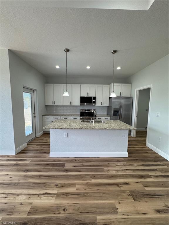 7005 Tide Cir Property Photo 2