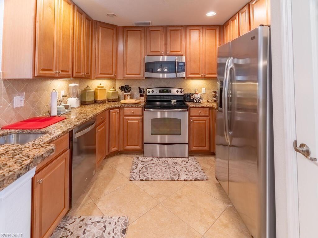 9115 Napoli Ct # 101 Property Photo 11