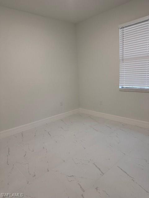 4533-4535 Golfview Blvd Property Photo 12