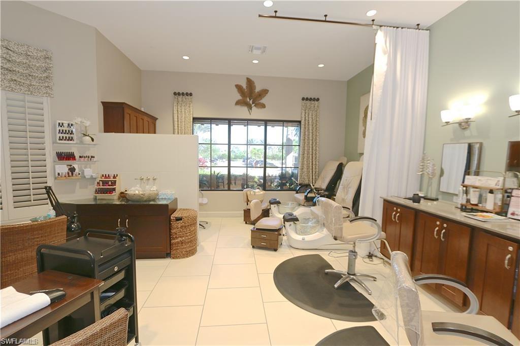 9440 Benvenuto Ct # 204 Property Photo 4