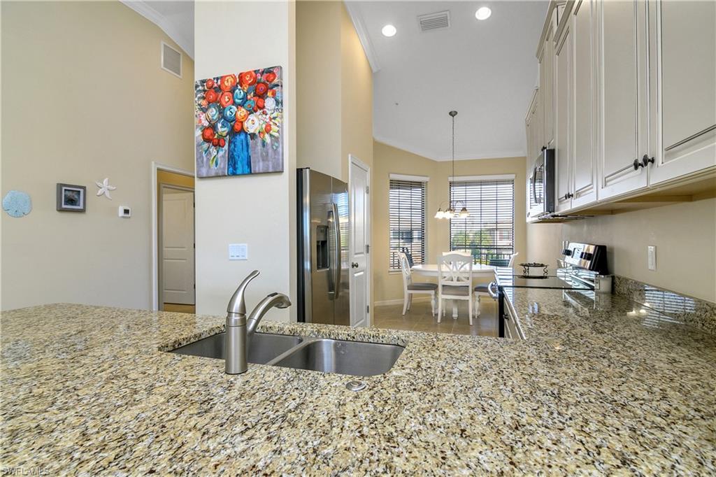 9440 Benvenuto Ct # 204 Property Photo 17