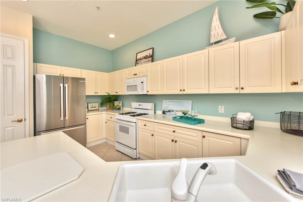 4529 Cardinal Cove Ln # 7 Property Photo 5