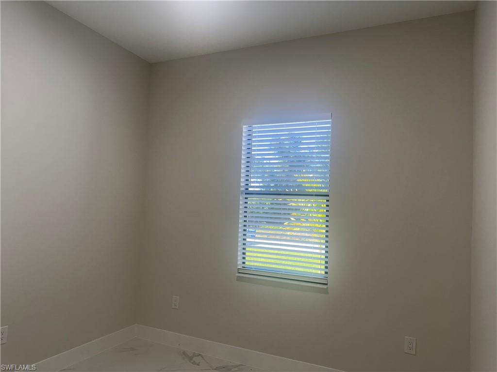 838 Calumet St E Property Photo 13