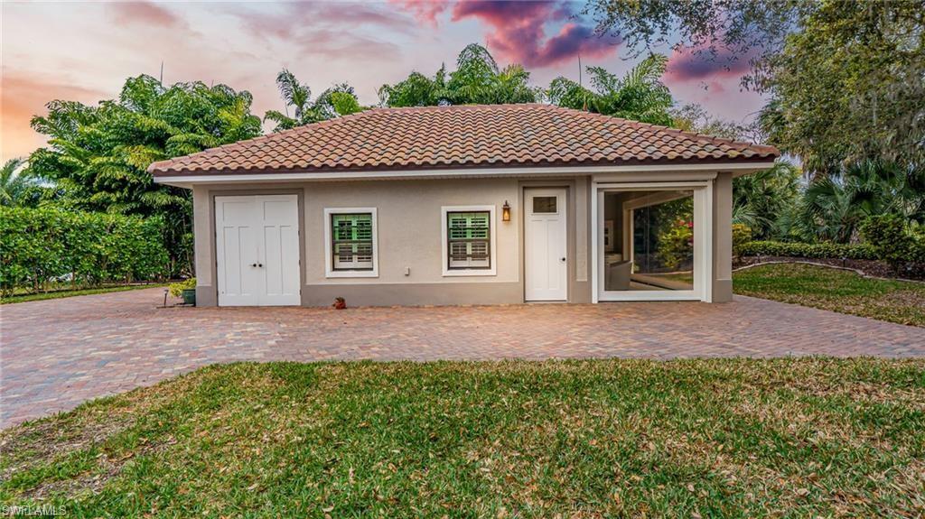 13666 Golden Palms Cir Property Photo 3