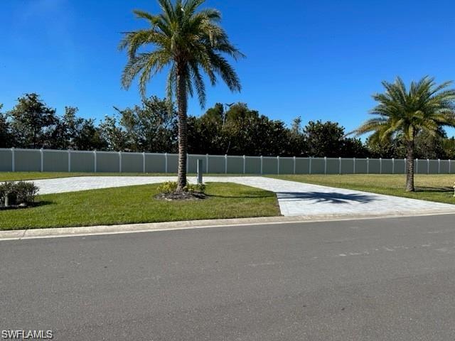 13268 Golden Palms Cir Property Photo 3