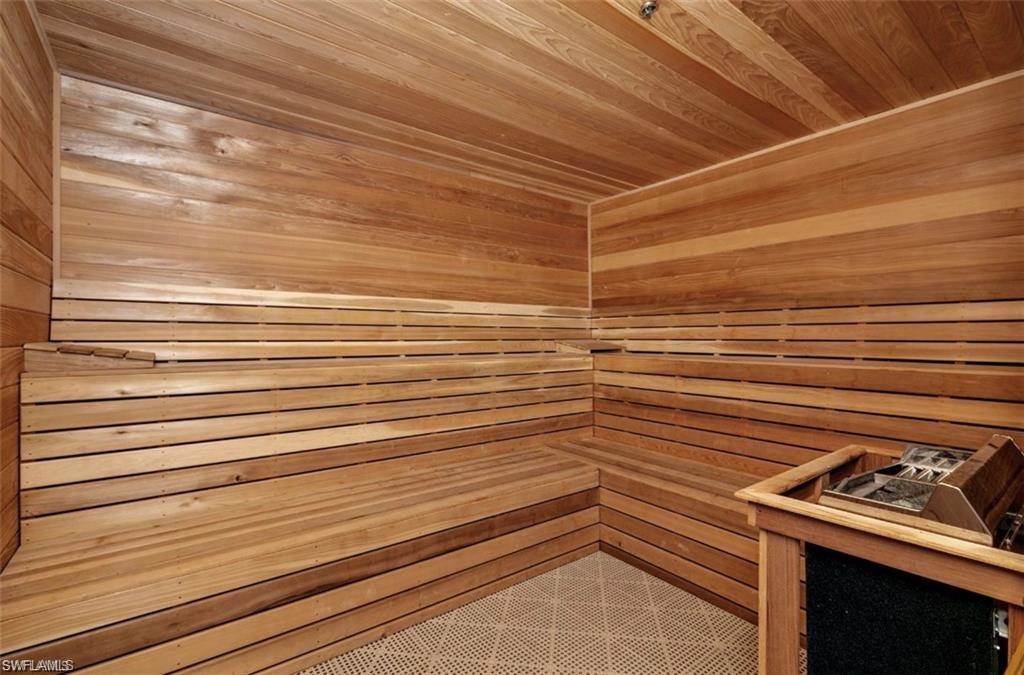 13268 Golden Palms Cir Property Photo 22