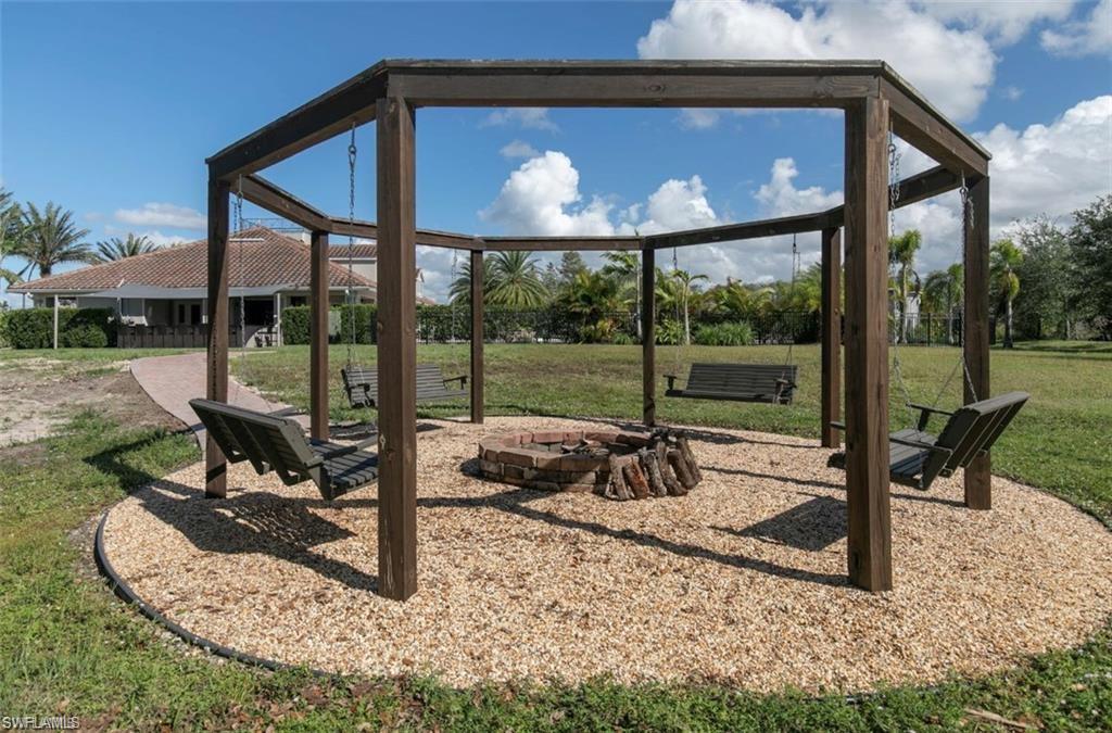 13268 Golden Palms Cir Property Photo 23