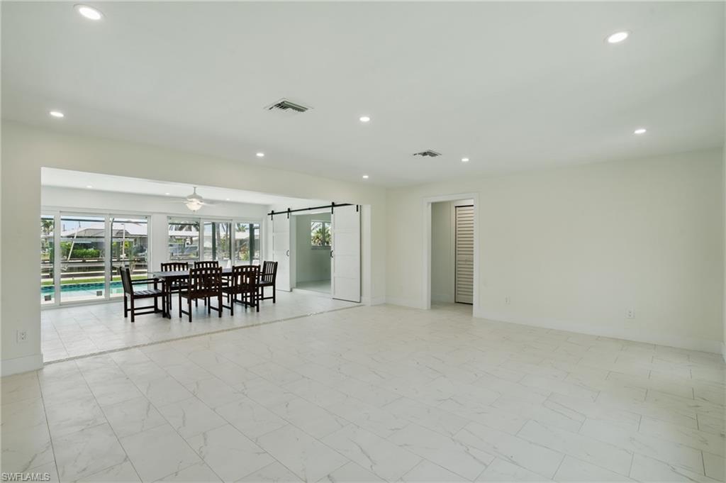 8 Bayview Blvd Property Photo 9