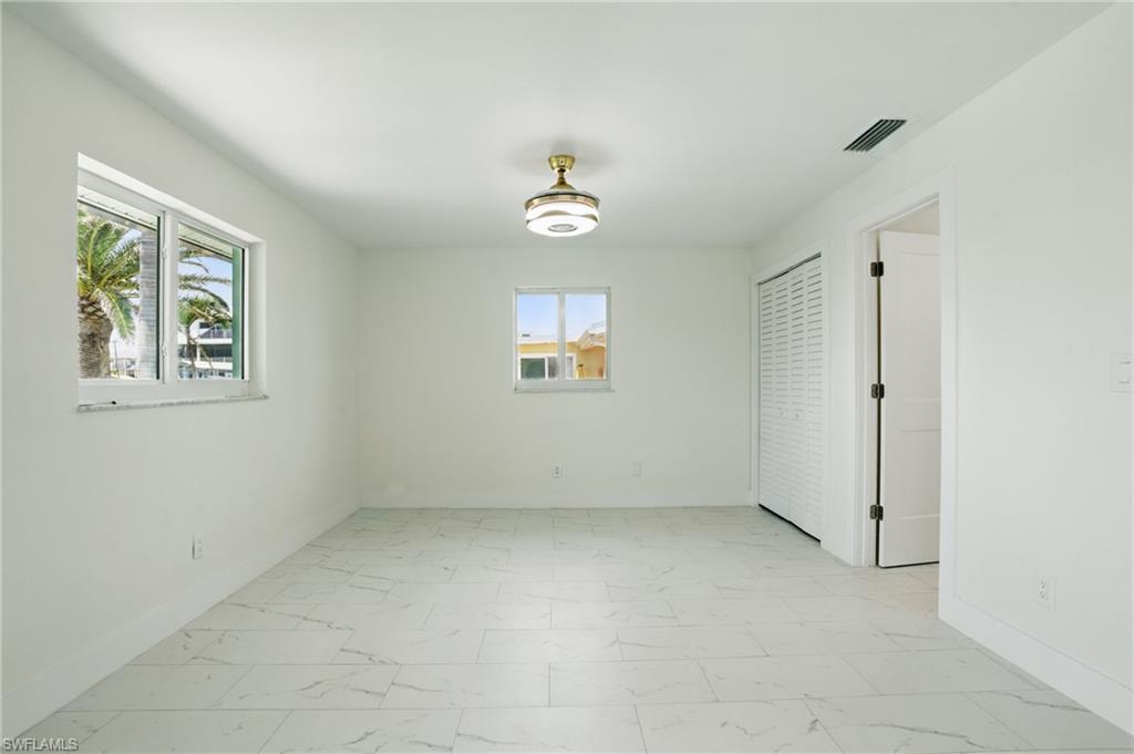 8 Bayview Blvd Property Photo 18