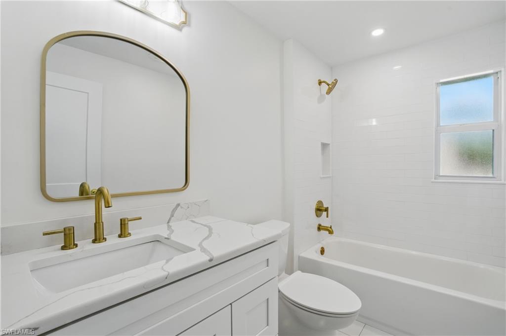 8 Bayview Blvd Property Photo 24