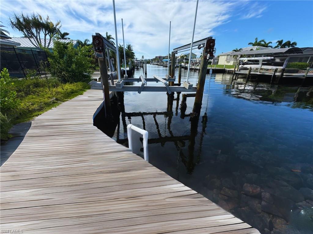 12 Bayview Blvd Property Photo 4