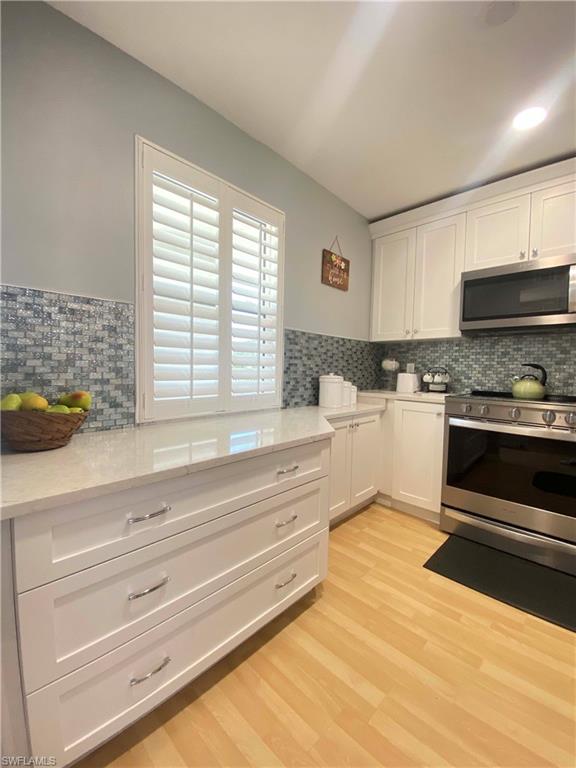 1624 Pine Valley Dr # 302 Property Photo 5
