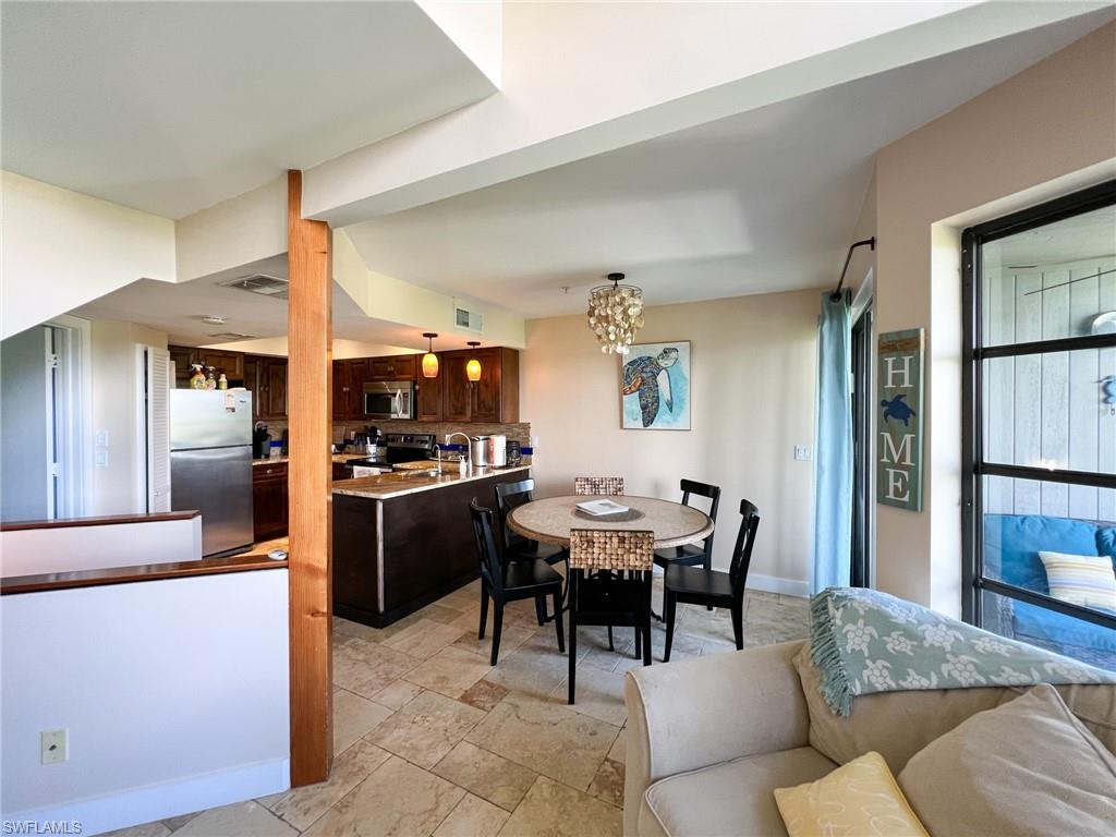4481 Escondido Ln # 82 Property Photo 11