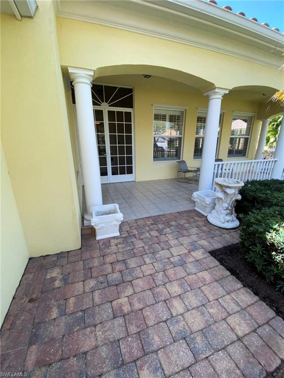 7662 Sicilia Ct Property Photo 3