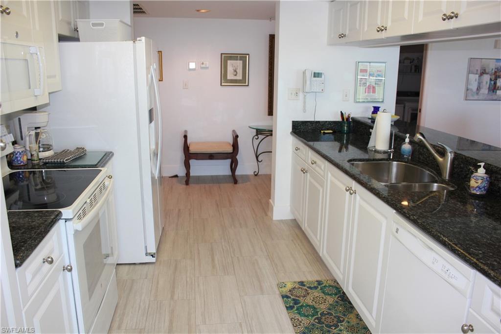 6573 Marissa Loop # 902 Property Photo 4