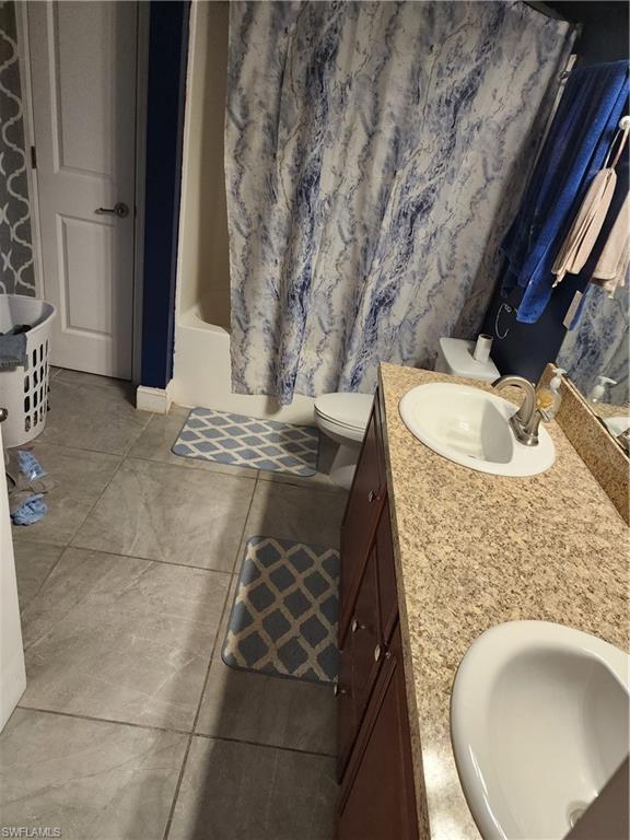 915 Alvin Ave Property Photo 10