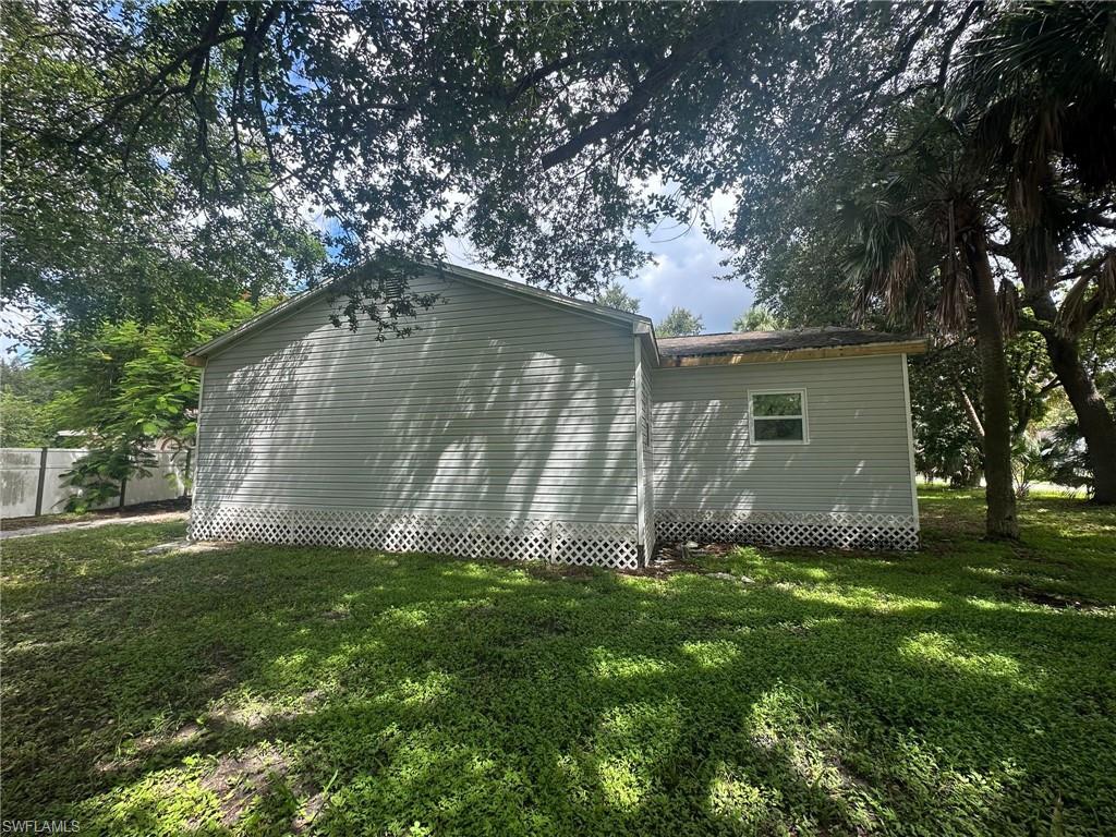 2371 Lafayette St Property Photo 2