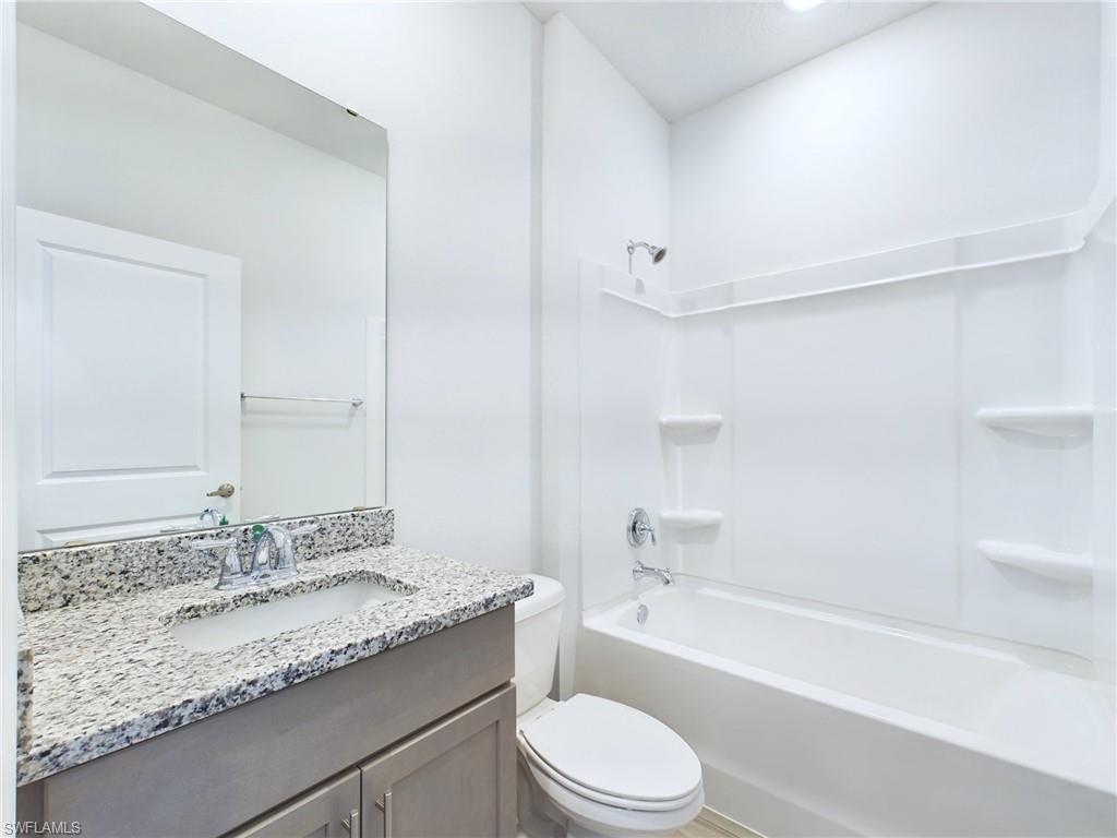 22126 Doris Ave Property Photo 10