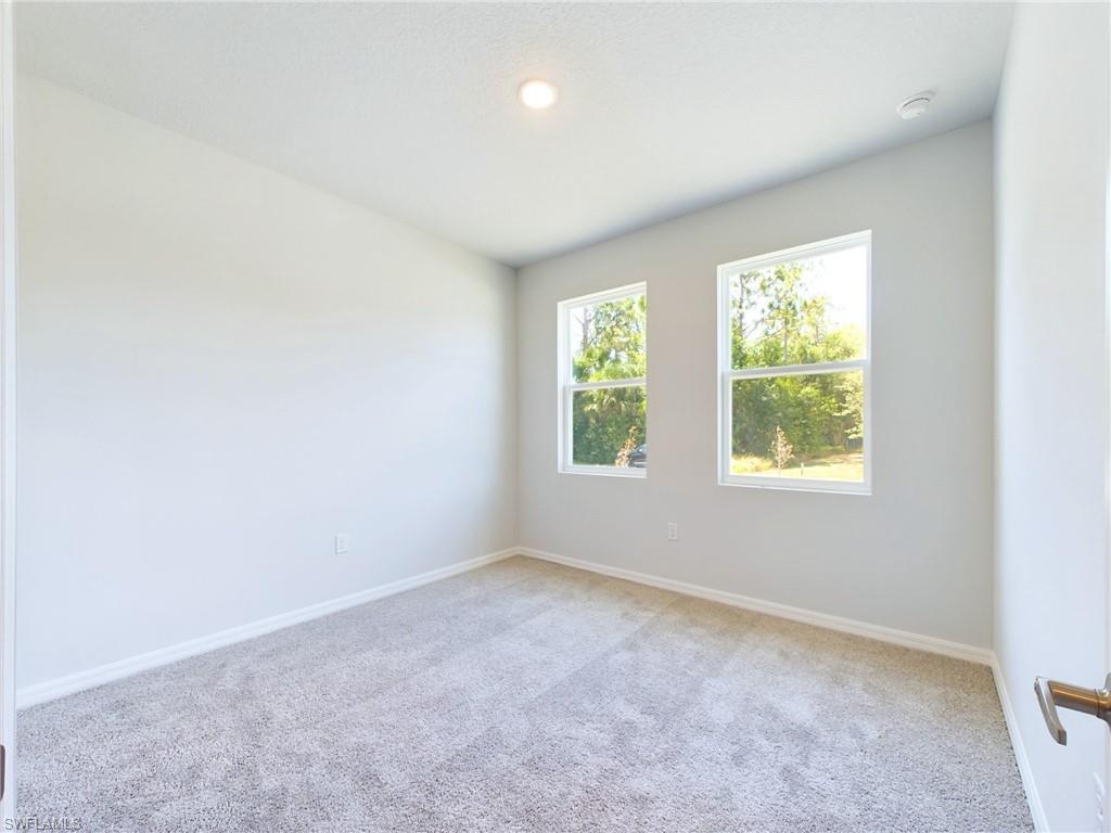 22126 Doris Ave Property Photo 11