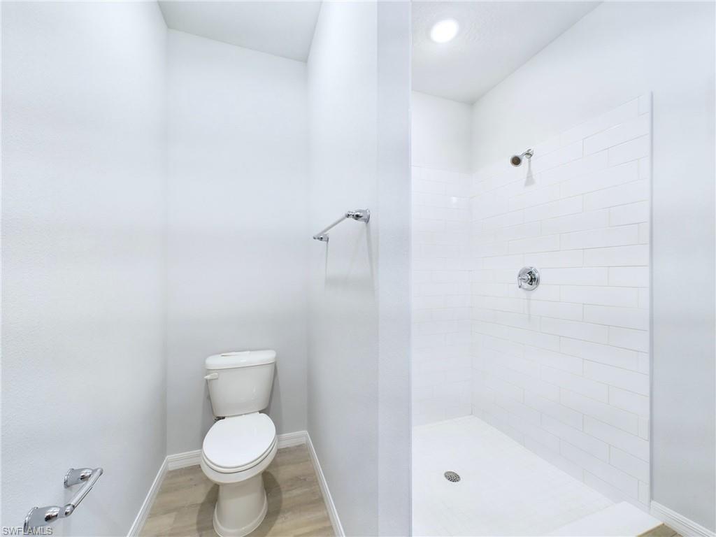 22126 Doris Ave Property Photo 16