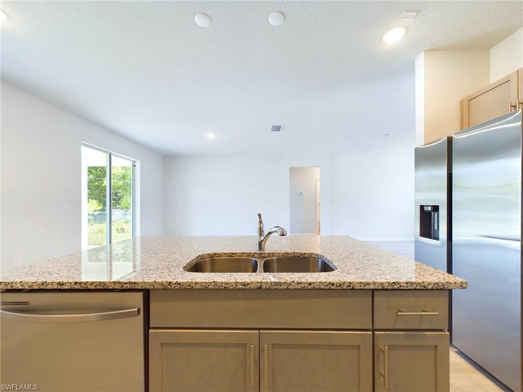 22126 Doris Ave Property Photo 39