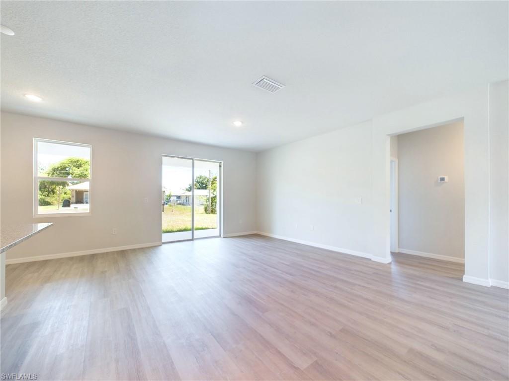 22126 Doris Ave Property Photo 40