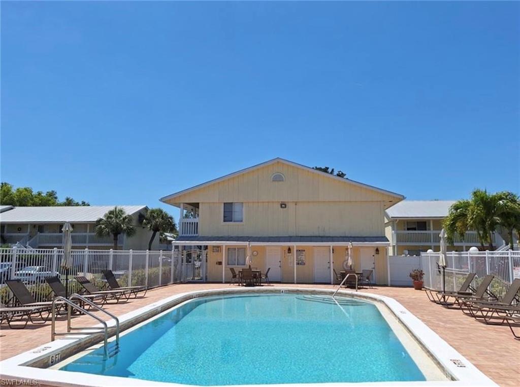 4629 Bayshore Dr # J3 Property Photo 2