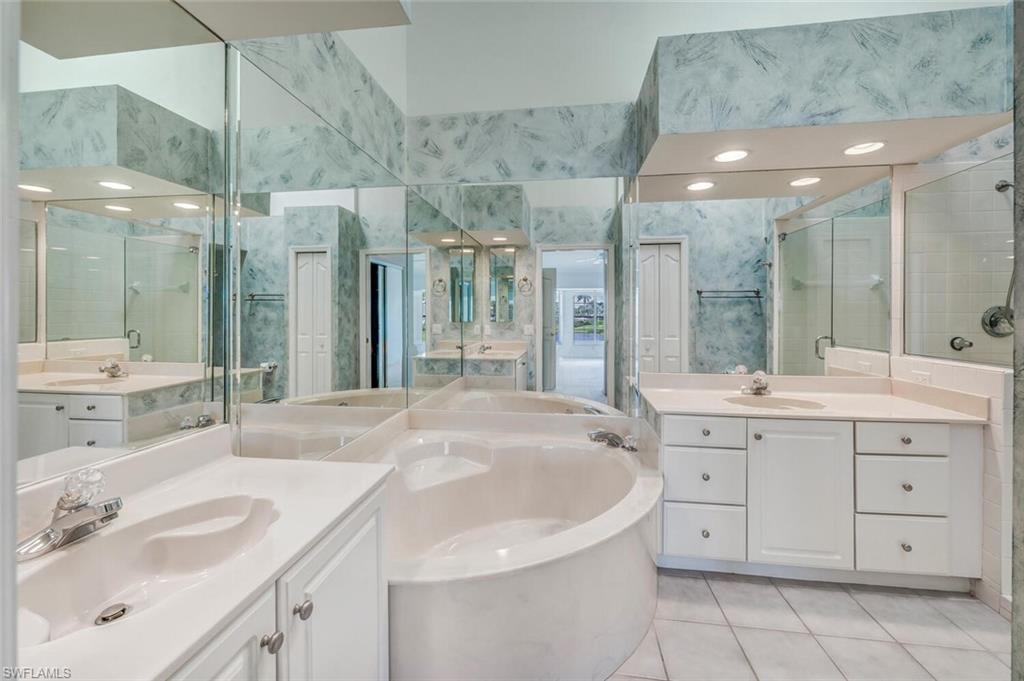 3520 Windjammer Cir # 102 Property Photo 11
