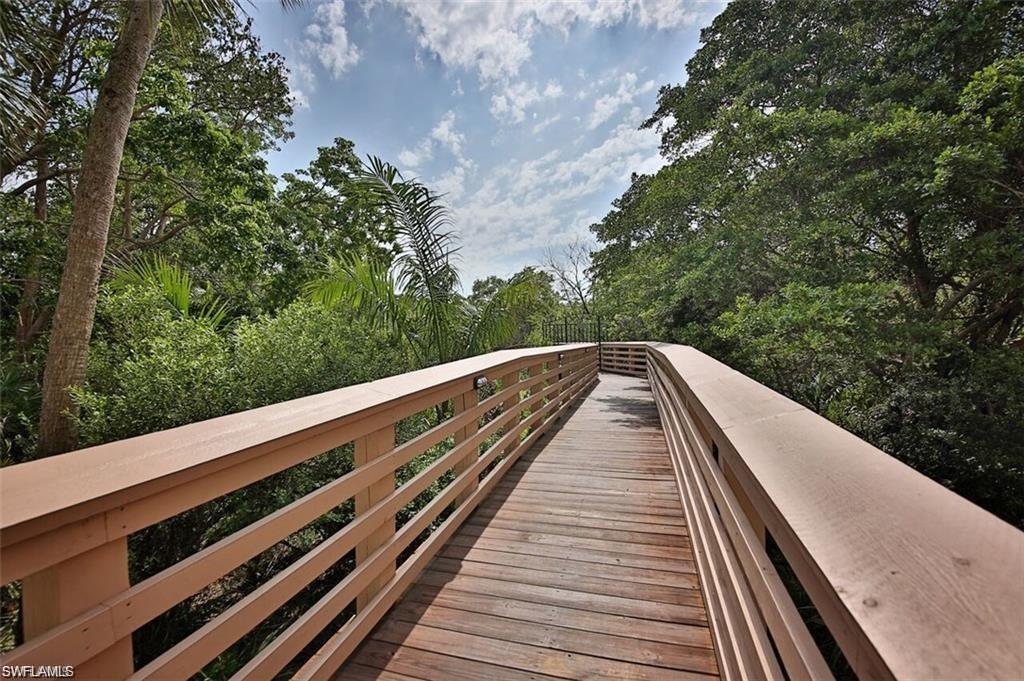 5501 Heron Point Dr # 204 Property Photo 17