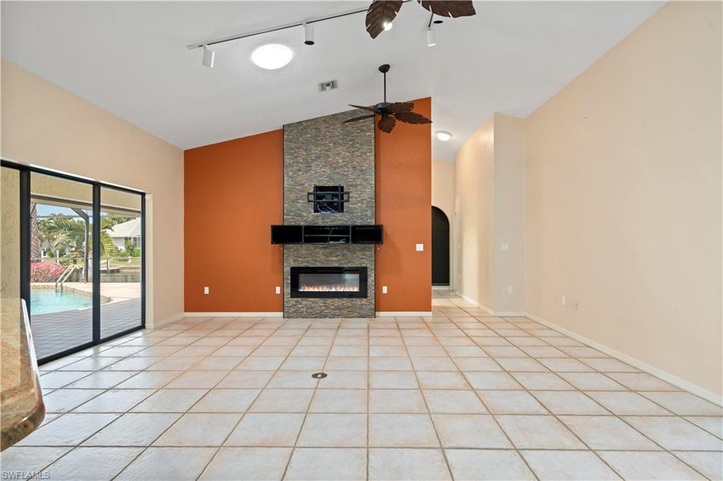 5005 Useppa Ct Property Photo 9