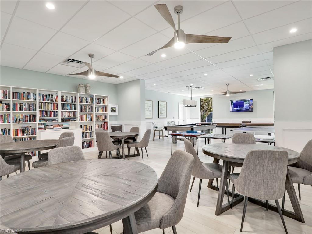 555 Park Shore Dr # B410 Property Photo 29
