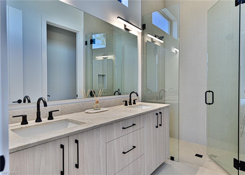 26415 Bay Rd Property Photo 29