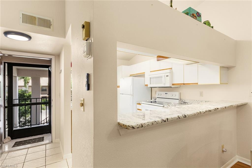 5731 Foxlake Dr # 6 Property Photo 8