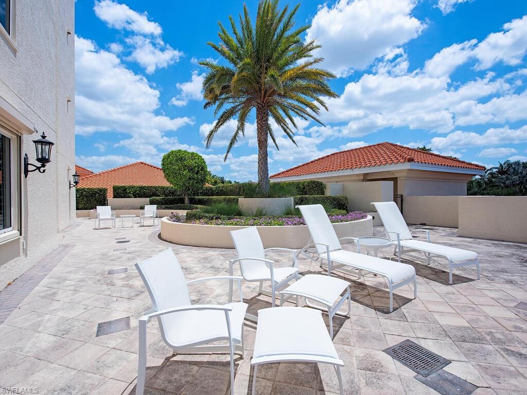 7425 Pelican Bay Blvd # 201 Property Photo 2