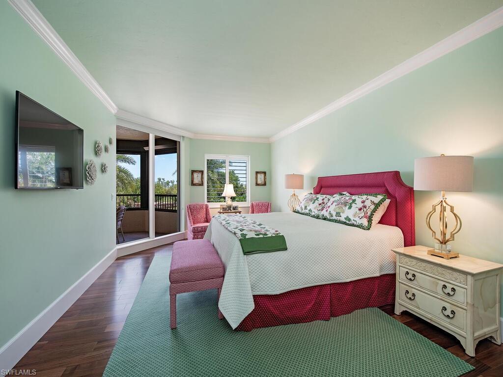 7425 Pelican Bay Blvd # 201 Property Photo 9
